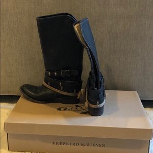 Freebird by Steve Madden Drover boots